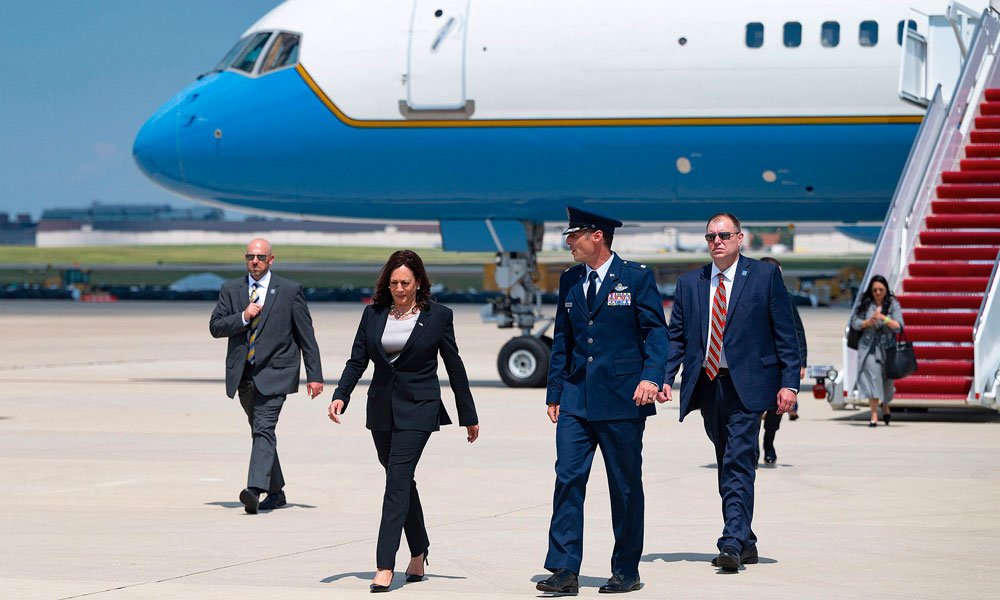 Kamala Harris at Joint Base Andrews