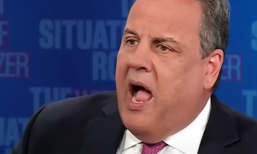 Chris Christie responds to Donald Trump's attack