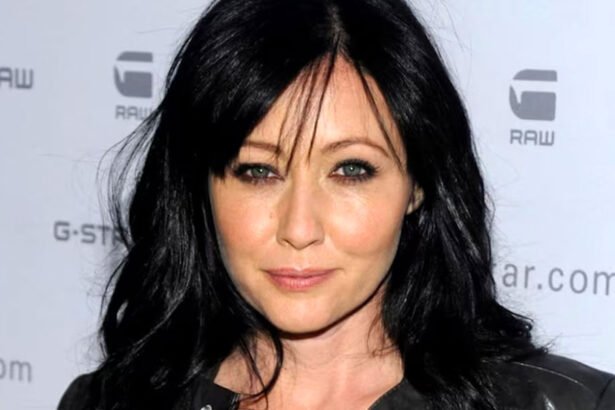 Shannen Doherty, Beloved Actress from '90210' And 'Charmed,' Dies at 53