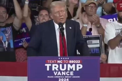 Trump Riddled With Mockery After Claiming 'a Criminal is a Criminal And Stays a Criminal' at Minnesota Rally