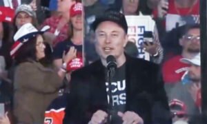 'My God': People Shocked by Elon Musk's 'Fascist,' 'Cringe' Speech at Trump Rally in Pennsylvania