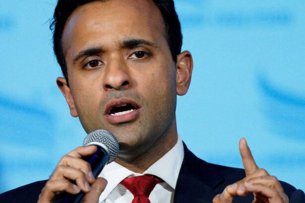 'This is Infuriating': MAGA Turns on 'Con Artist' Vivek Ramaswamy For Saying Americans Are 'Mediocre'