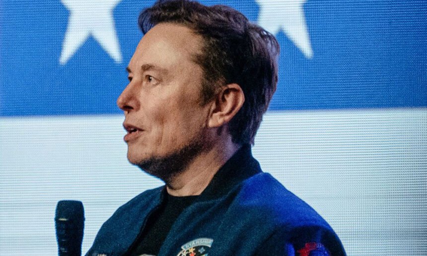 Internet Trashes 'Sociopath' Elon Musk After Attacking Heckler at Wisconsin Event