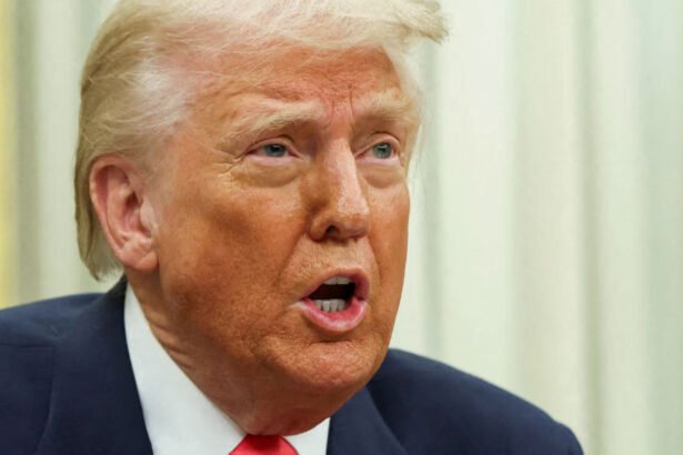 Trump Explodes at Van Hollen Over Trip to El Salvador: ‘Fool! Grandstander!’