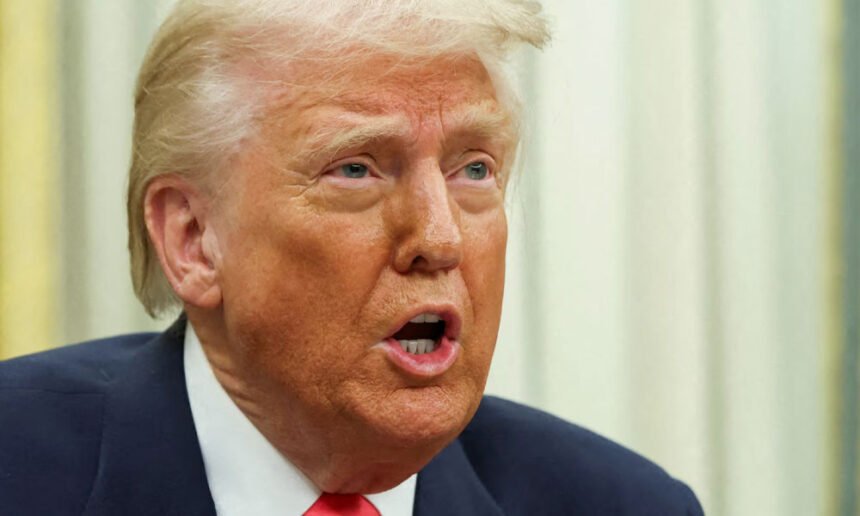 Trump Explodes at Van Hollen Over Trip to El Salvador: ‘Fool! Grandstander!’