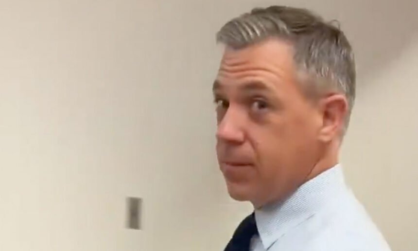 GOP Senator Refuses To Apologize After Insulting Fired Federal Employee, Says he 'Deserved Losing His Woke Job'