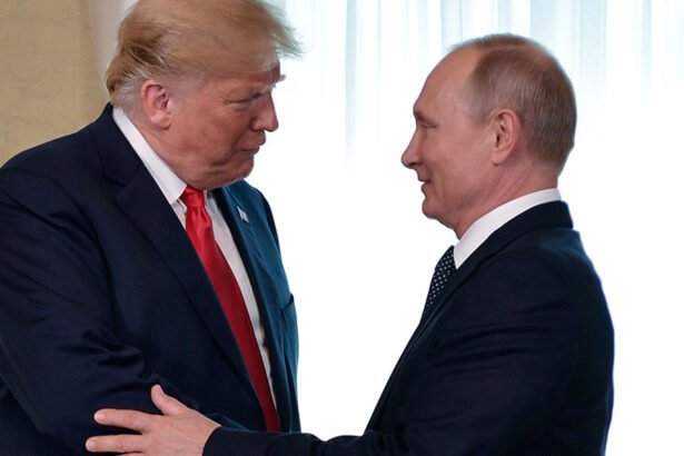 Internet Explodes After Trump’s Stunning Confession About ‘Protecting’ Putin: ‘Traitor’