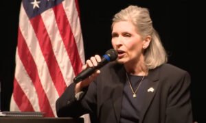 'We’re All Going to Die’: Town Hall Erupts at Joni Ernst’s Cold Response to Medicaid Cuts