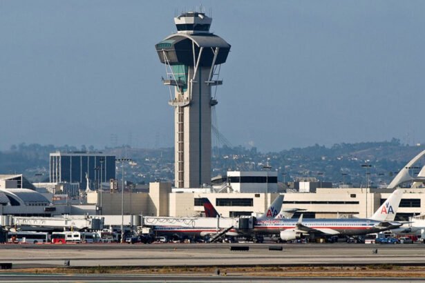 Leaked: More Than 1,200 FAA Staff Set to Quit as Musk’s DOGE Agenda Threatens U.S. Air Travel System