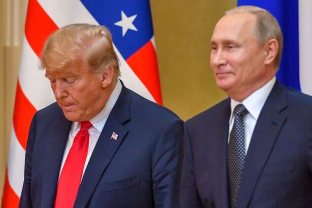 Trump Stalls Bipartisan Russia Sanctions Despite Pressure From Both Parties