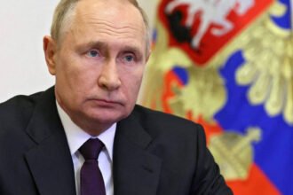 Russia Issues Nuclear Warning to U.S. as Trump Mulls Joining Israel in Attacking Iran