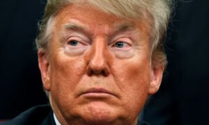 Trump Is Afraid Amid Fight With Musk, Former Aide Reveals Why