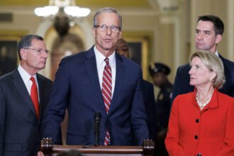 Trump Megabill Clears Senate Hurdle by One Vote After GOP Infighting