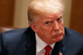 Ex-Trump Aide Confirms Musk's Claim About 'Really Big Bomb' Ticking Over Trump