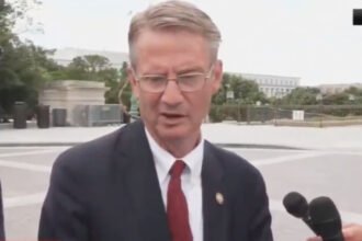 'It Disgusts Me': GOP Rep Blasts Trump DOJ Over Epstein, Demands 'Public Hangings'