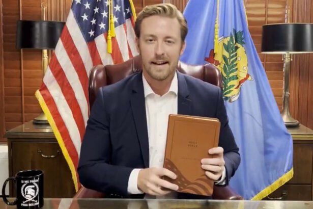 Trump Bible Pusher and Anti-Porn School Superintendent Busted Watching Porn