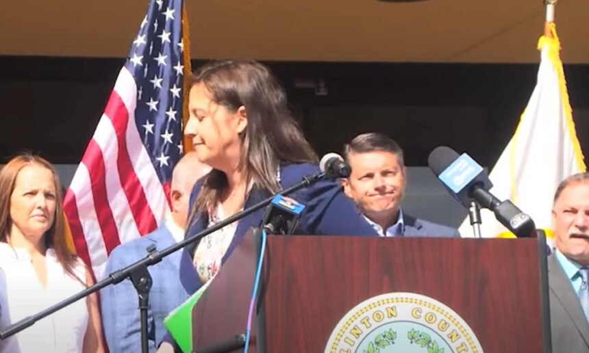 ‘You’re a Nazi!’: Elise Stefanik Booed Off Stage by Furious Protesters at Public Event