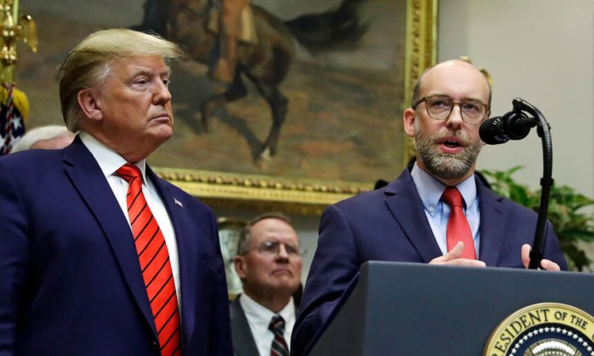 Trump Vows to Axe Federal Workers Who Didn’t Vote for Him —Will Let Project 2025 Leader Decide Who to Fire