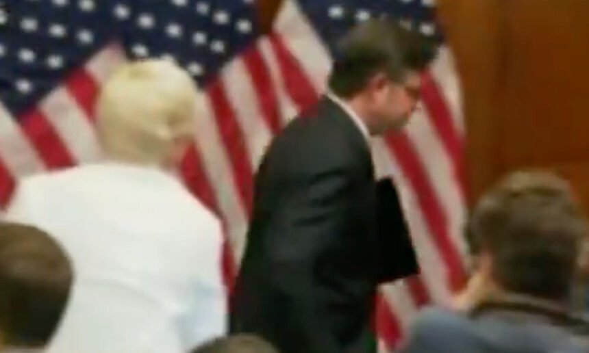 Mike Johnson Runs from Reporters Over Dem Swearing-In Question — Gets Slammed as 'Pathetic'