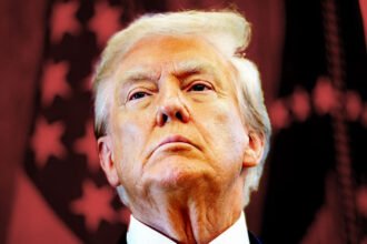 Trump Defies Court, Mobilizes Hundreds of Troops to Oregon in 'Unprecedented Abuse of Power'