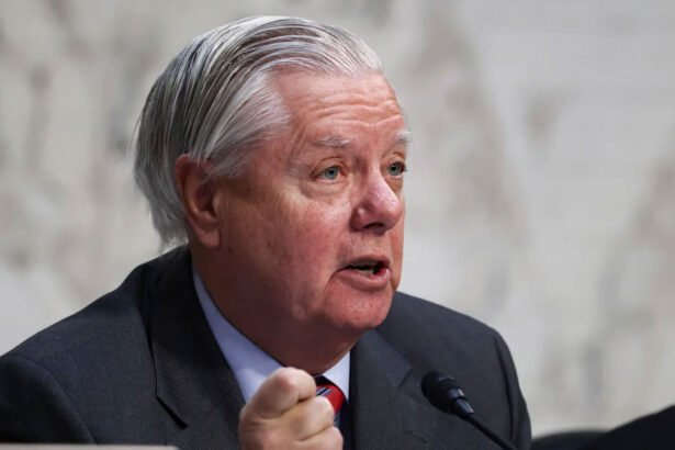 Senate Republicans Clear the Way for Trump to Bomb Venezuela