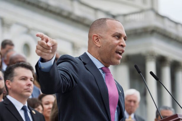 Prominent Political Analyst Delivers Brutal Wake‑Up Call for Democrats Hoping to Crush Trumpism