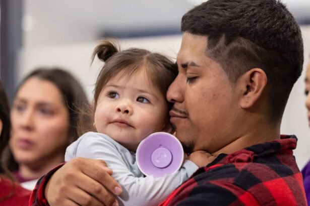 Outrage Erupts After ICE Pepper-Sprays Toddler with Asthma in Chicago, Nearly Killing Her