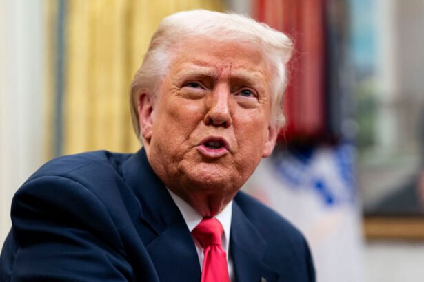 Trump Claims $2 Trillion at Stake if Supreme Court Rules Against His Tariffs — But the Math Doesn’t Add Up