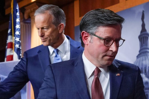 Republicans Panic as Brutal Polls Signal 2026 Wipeout