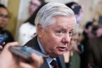 ‘Pathetic’: Lindsey Graham Slammed For Defending Trump’s Death Threats Against Democrats