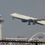 Trump Threatens to Ground America Over Government Shutdown: FAA to Slash Flights if No Deal Reached