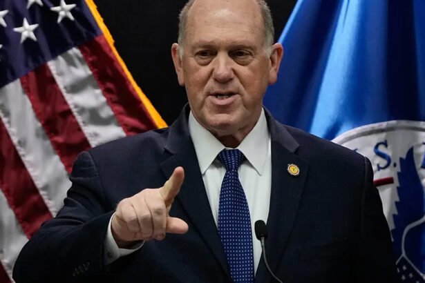 Trump Admin Pulls 700 ICE Agents Out of Minnesota — But Don’t Be Fooled, It’s a PR Spin Job