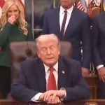 Internet in a Frenzy After Post Claims Trump Pooped His Pants in The Oval Office