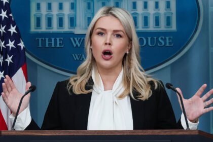 Karoline Leavitt Loses It After Top Aide Reveals Truth Behind Trump War and Quits