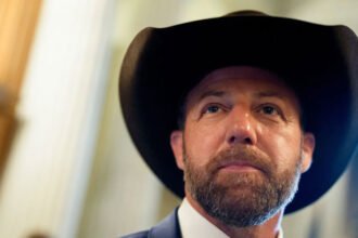 Trump’s DHS Pick Markwayne Mullin Linked to Federal Weapons Crime After Convicted Felon Speaks Out: Report