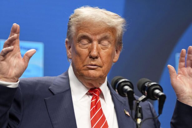 Trump White House Buried in Mockery Over ‘Most Desperate Sh-t’ Ever Posted