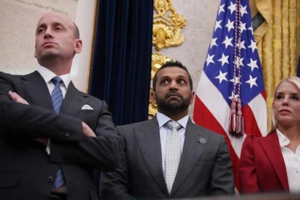 Secret memo exposes Trump team’s plot to suspend the Constitution
