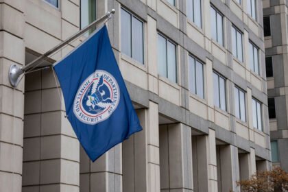 Top DHS official quits, wlams Trump's 'war on immigrants' in scathing exit