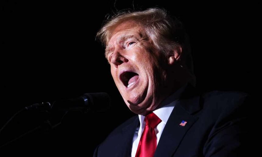 Frantic Trump says he has 1,000 missiles ready to hit Iran if he's killed, ends threat with 'praise be to Allah'