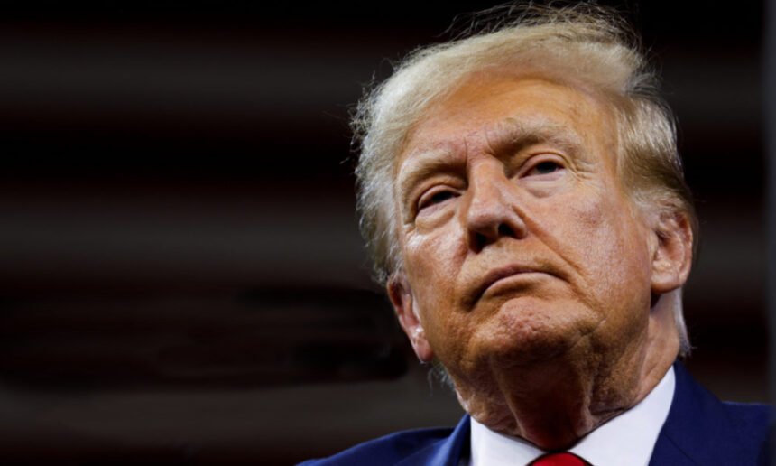 Senator sounds alarm over Trump's 'authoritarian' plot to interfere in midterms