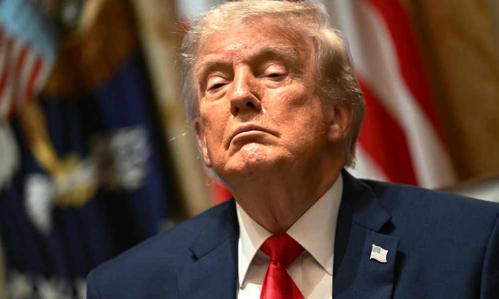 'This is how men who abuse women act': Internet trashes Trump after he reignites feud with Italy's Prime Minister in bizarre post