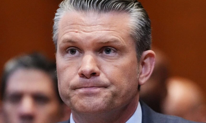 GOP senator demands Trump fire Pete Hegseth over ‘inept management’