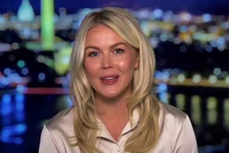 ‘Damn idiot’: Karoline Leavitt roasted over baffling 360-degree attack on Dems