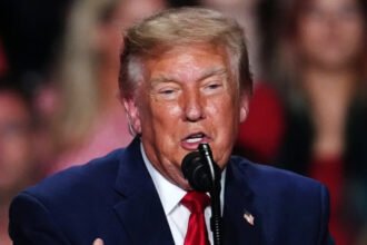Trump boasts that his rally is packed, then the camera pans to show empty seats
