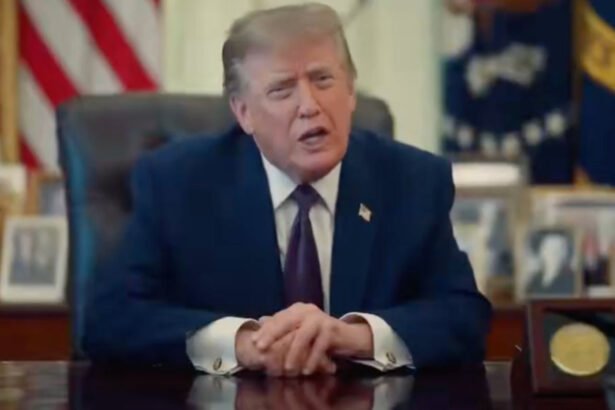 Trump posts desperate new video pushing $5,000 ‘bribe’ for every American if midterms go his way