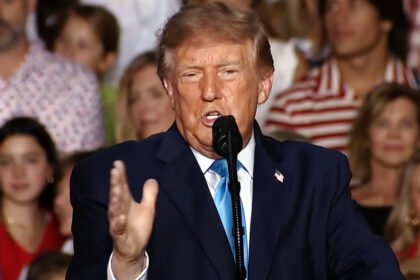 White House scrambles to clean up Trump’s remark about Iran 'taking out' LA and San Diego, blames the media for airing the video